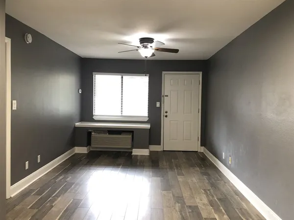 $1,050 | 403 Hayden Road, Unit 209, Tallahassee, FL 32304