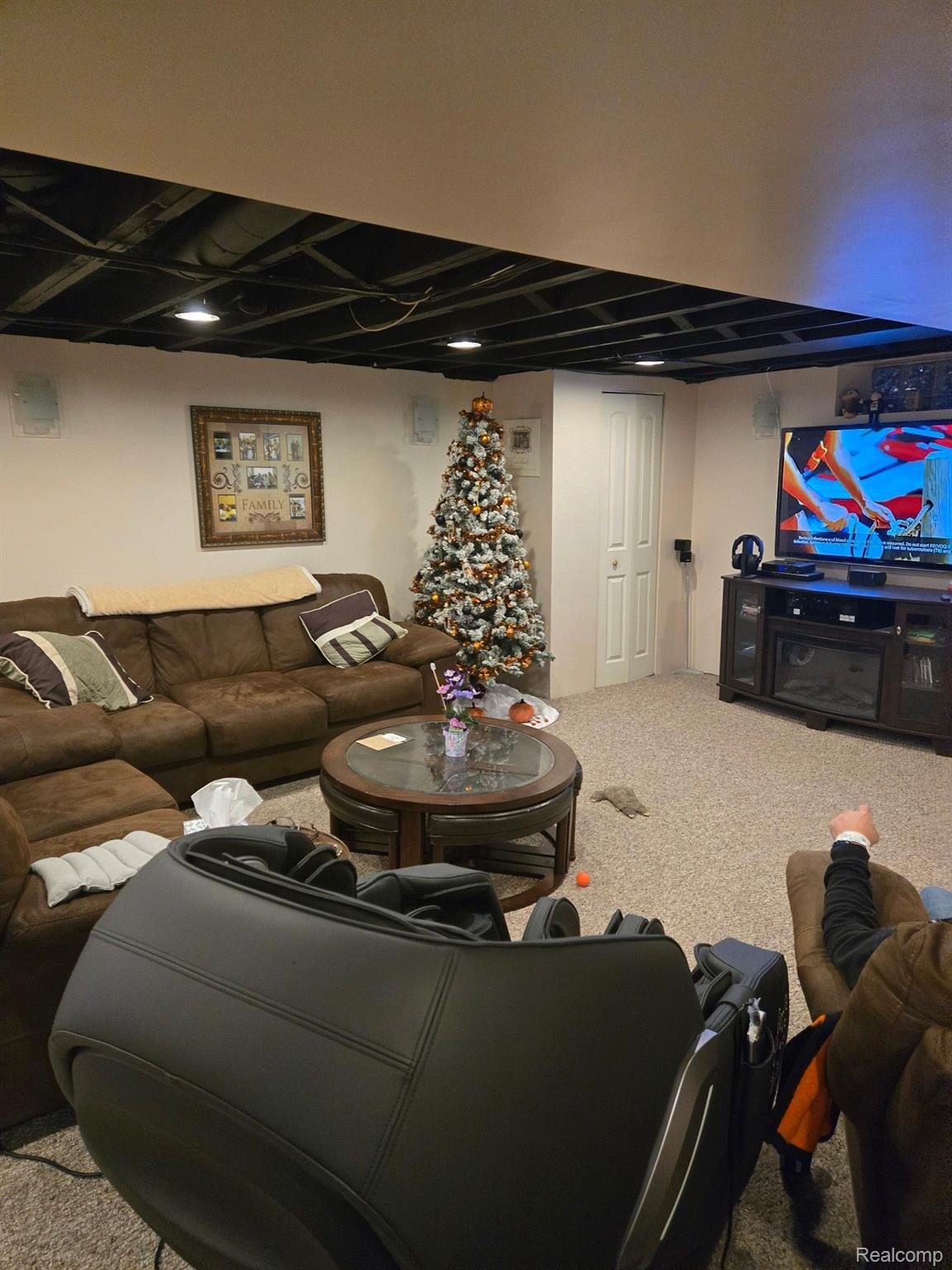 6437 Pelham Road Allen Park, MI 48101 - Photo 18 of 20 Gallery Image 18