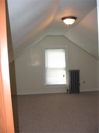30 Edgewood Street Springfield, MA 01109 - Photo 13 of 20 Gallery Image 13