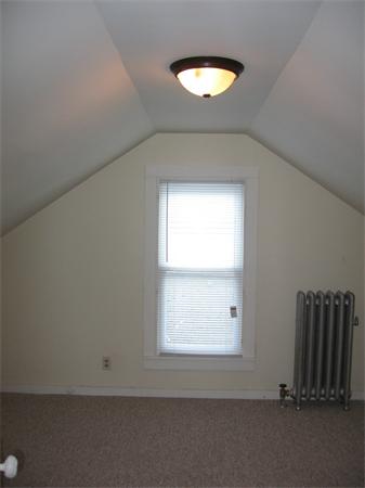 30 Edgewood Street Springfield, MA 01109 - Photo 14 of 20 Gallery Image 14