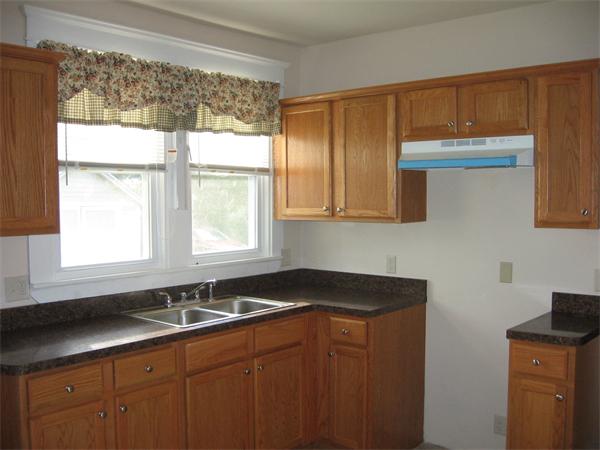 30 Edgewood Street Springfield, MA 01109 - Photo 4 of 20 Gallery Image 4