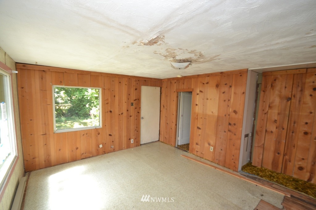 2415 Cedar Road Lake Stevens, WA 98258 - Photo 4 of 25