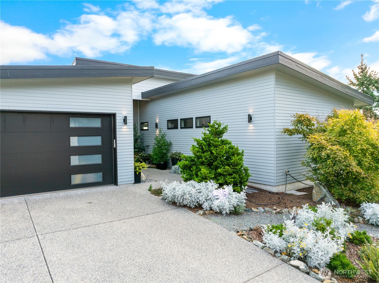 3939 Rock Ridge Parkway Anacortes, WA 98221 - Photo 2 of 40