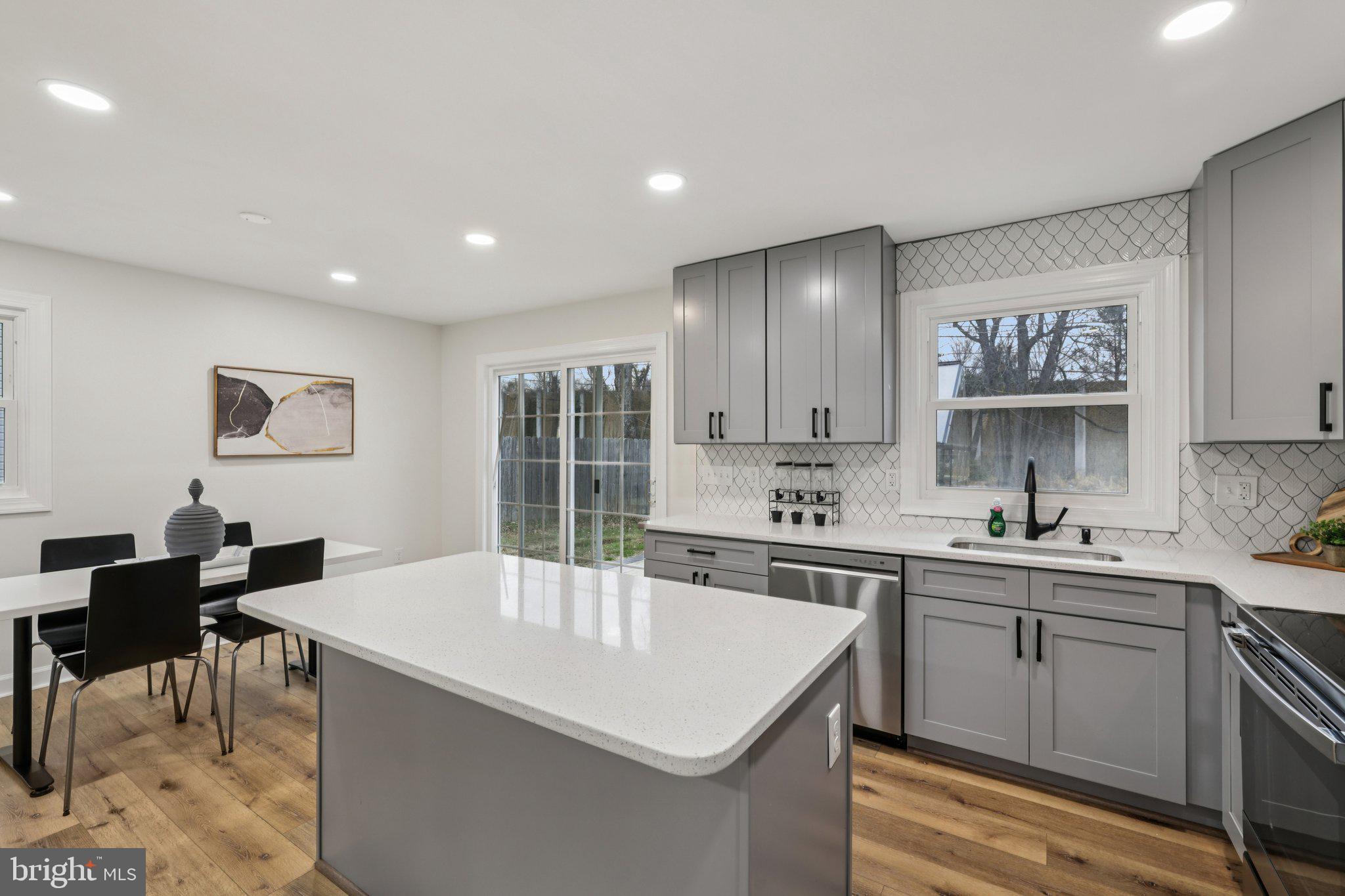9301 Millbrook Road Ellicott City, MD 21042 - Photo 11 of 31