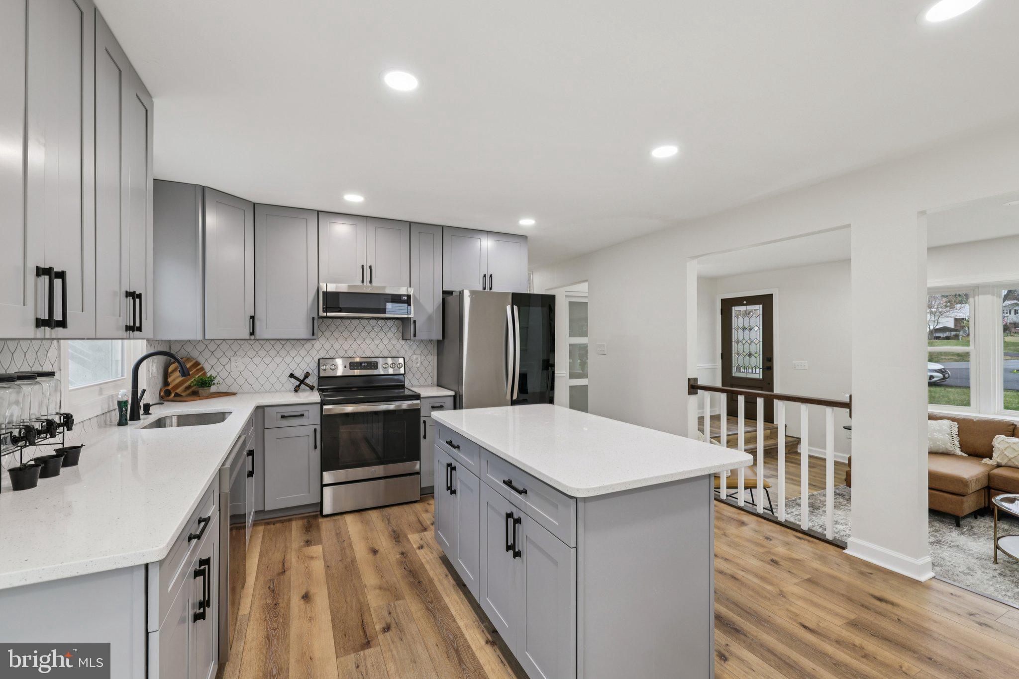 9301 Millbrook Road Ellicott City, MD 21042 - Photo 13 of 31