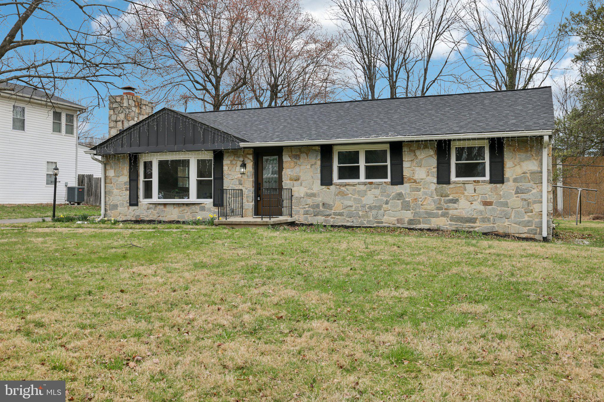 9301 Millbrook Road Ellicott City, MD 21042 - Photo 2 of 31