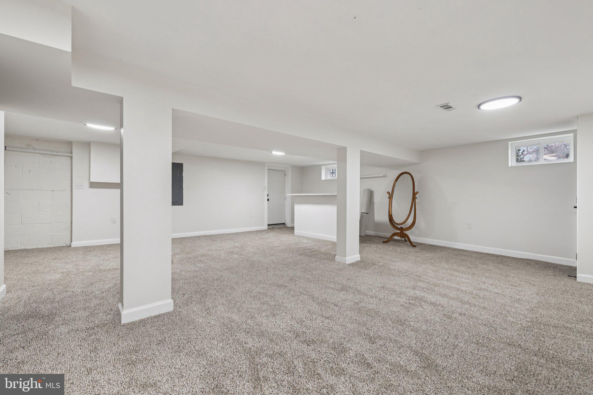 9301 Millbrook Road Ellicott City, MD 21042 - Photo 30 of 31