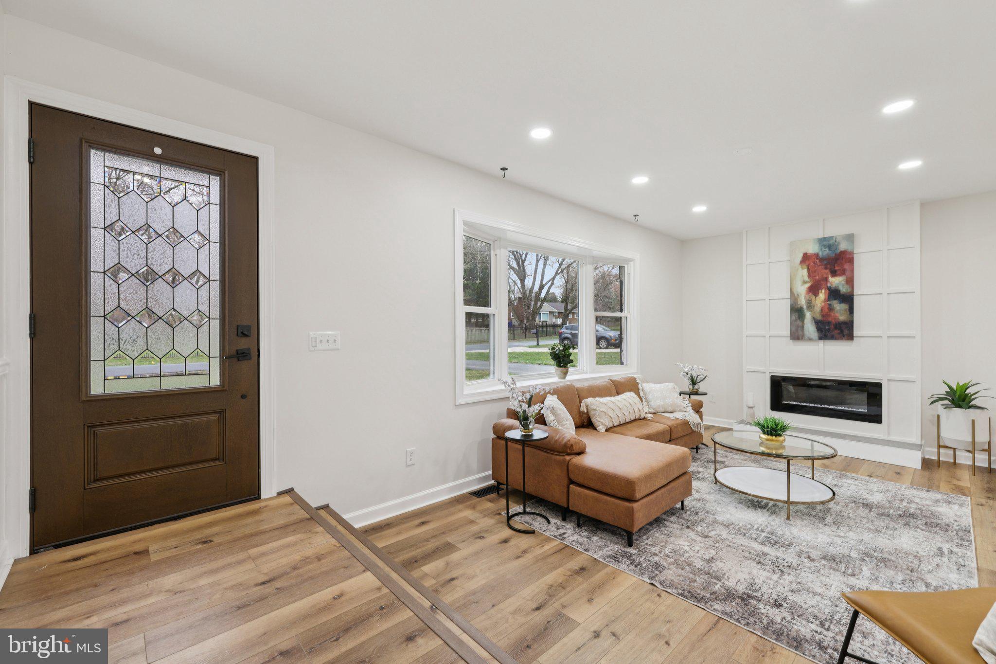 9301 Millbrook Road Ellicott City, MD 21042 - Photo 4 of 31
