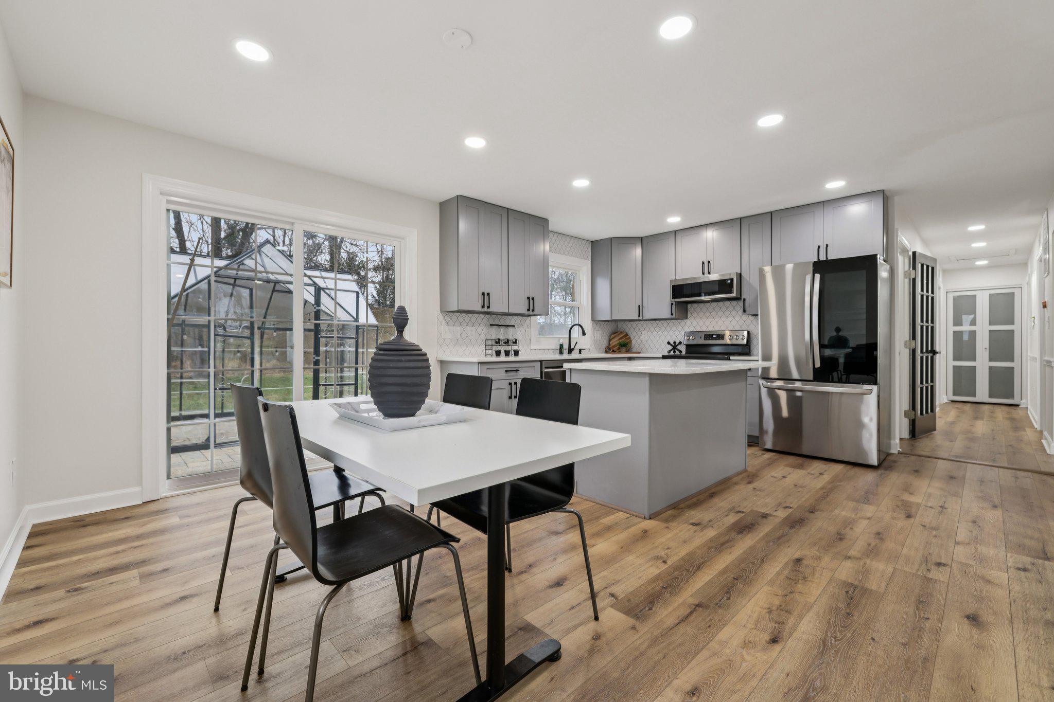 9301 Millbrook Road Ellicott City, MD 21042 - Photo 10 of 31