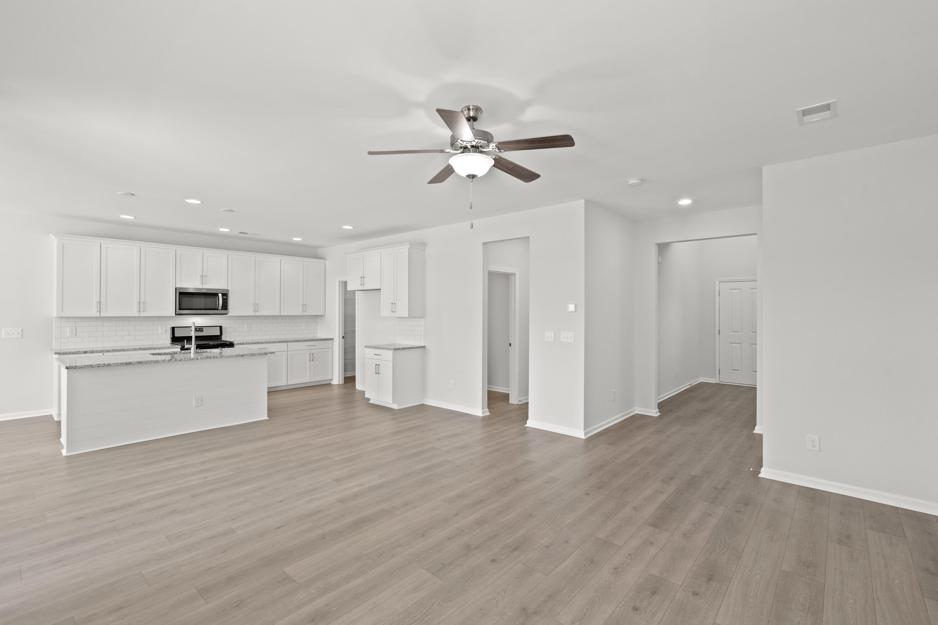 8725 Revival Road North Charleston, SC 29420 - Photo 4 of 21 SDH08672