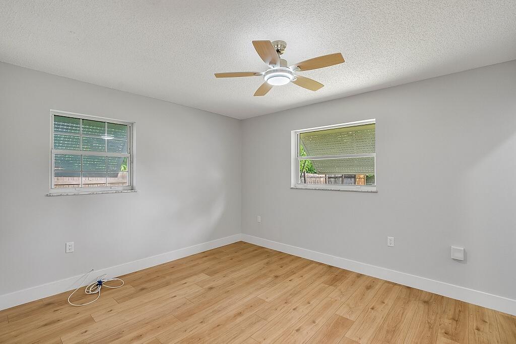 8406 Pensacola Road Fort Pierce, FL 34951 - Photo 16 of 36 8406-Pensacola-Rd-020-1024