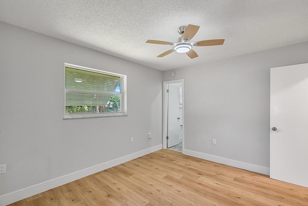 8406 Pensacola Road Fort Pierce, FL 34951 - Photo 17 of 36 8406-Pensacola-Rd-021-1024