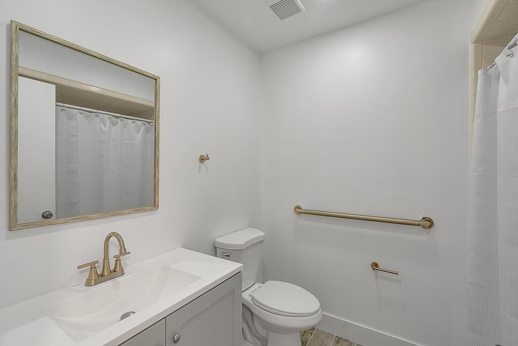 8406 Pensacola Road Fort Pierce, FL 34951 - Photo 22 of 36 8406-Pensacola-Rd-026-1024