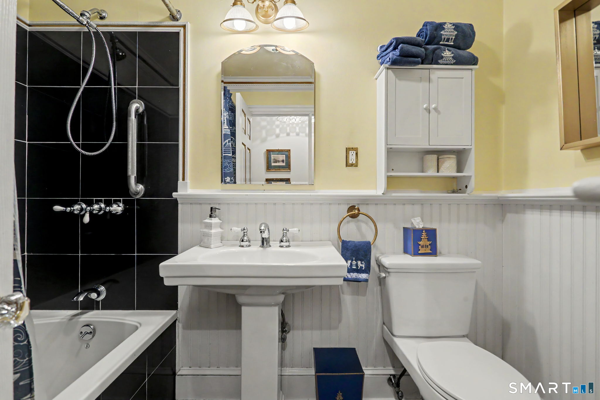 360 Pansy Road Fairfield, CT 06825 - Photo 19 of 40 Full Bath #2