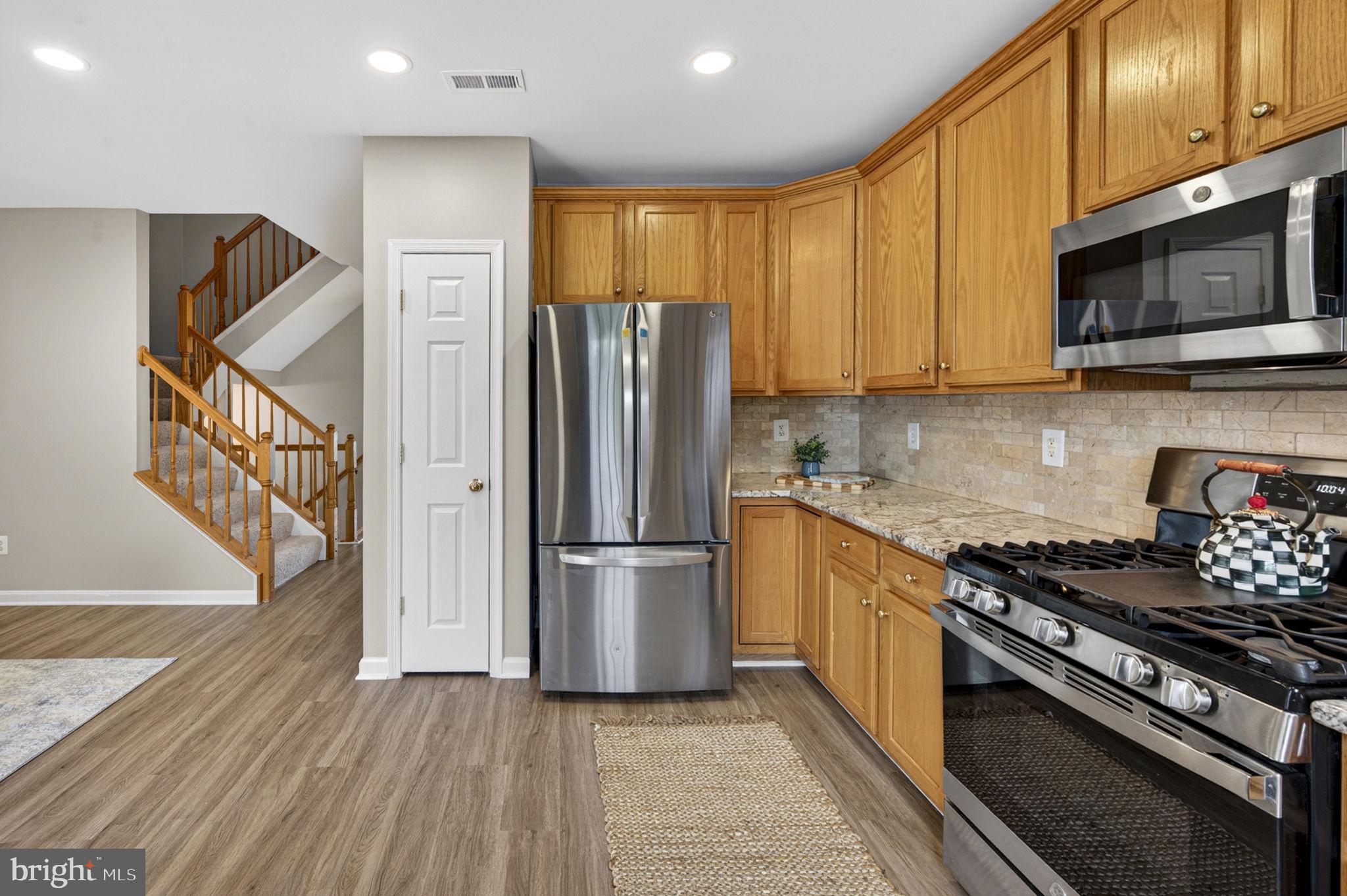 6204 Conklin Way Haymarket, VA 20169 - Photo 15 of 88