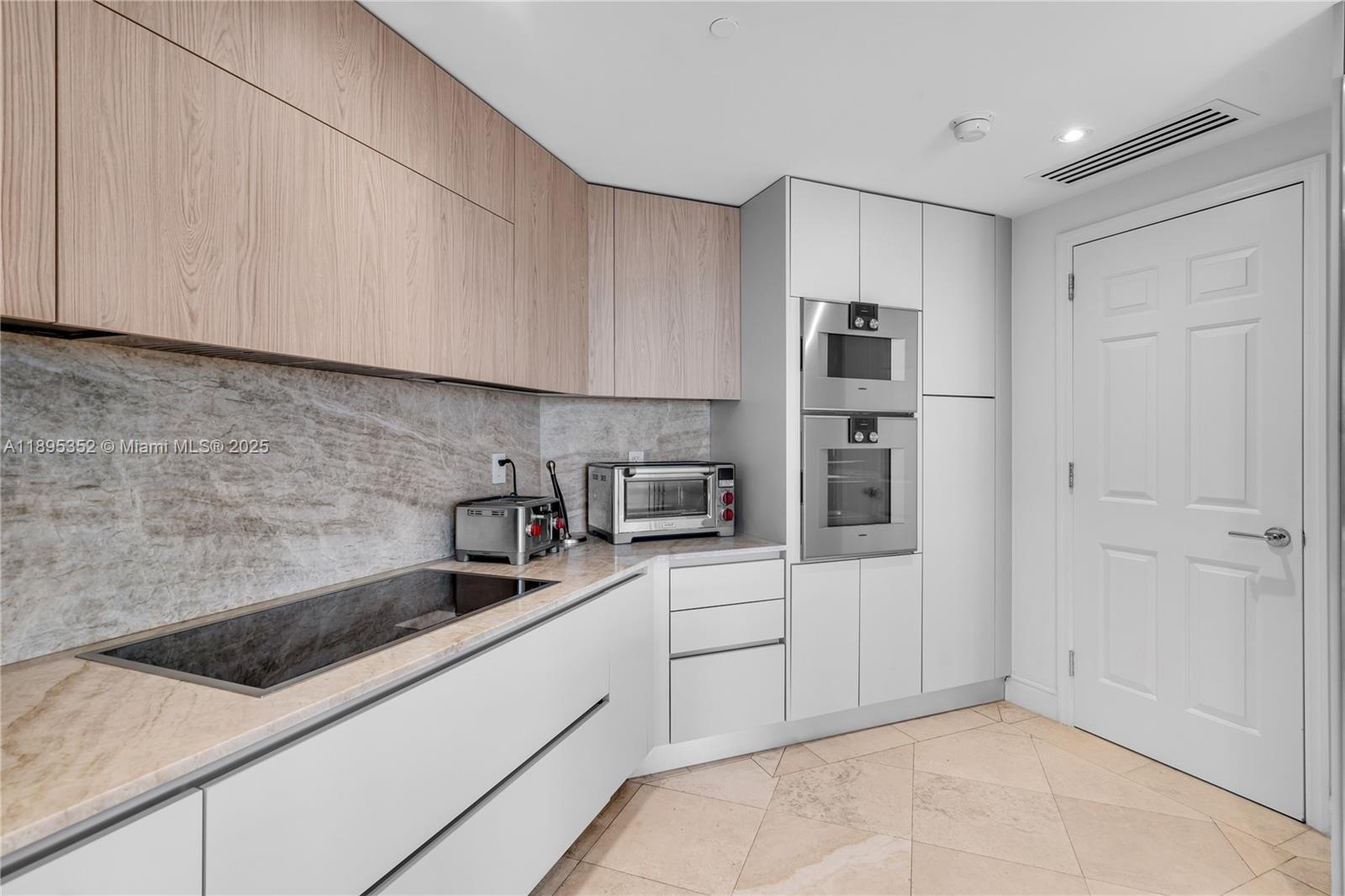 1643 Brickell Avenue, Unit 3501 Miami, FL 33129 - Photo 23 of 91