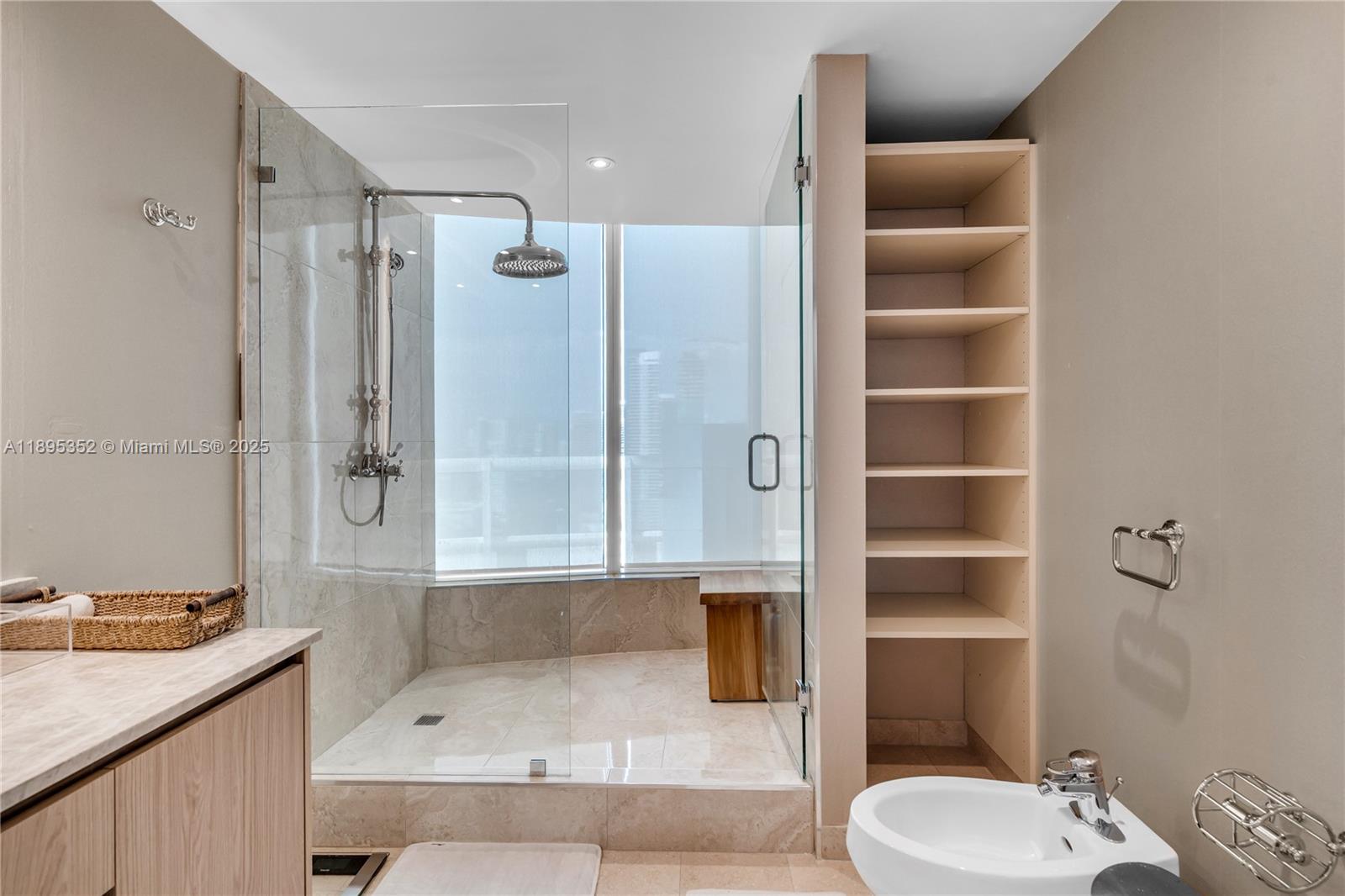 1643 Brickell Avenue, Unit 3501 Miami, FL 33129 - Photo 38 of 91