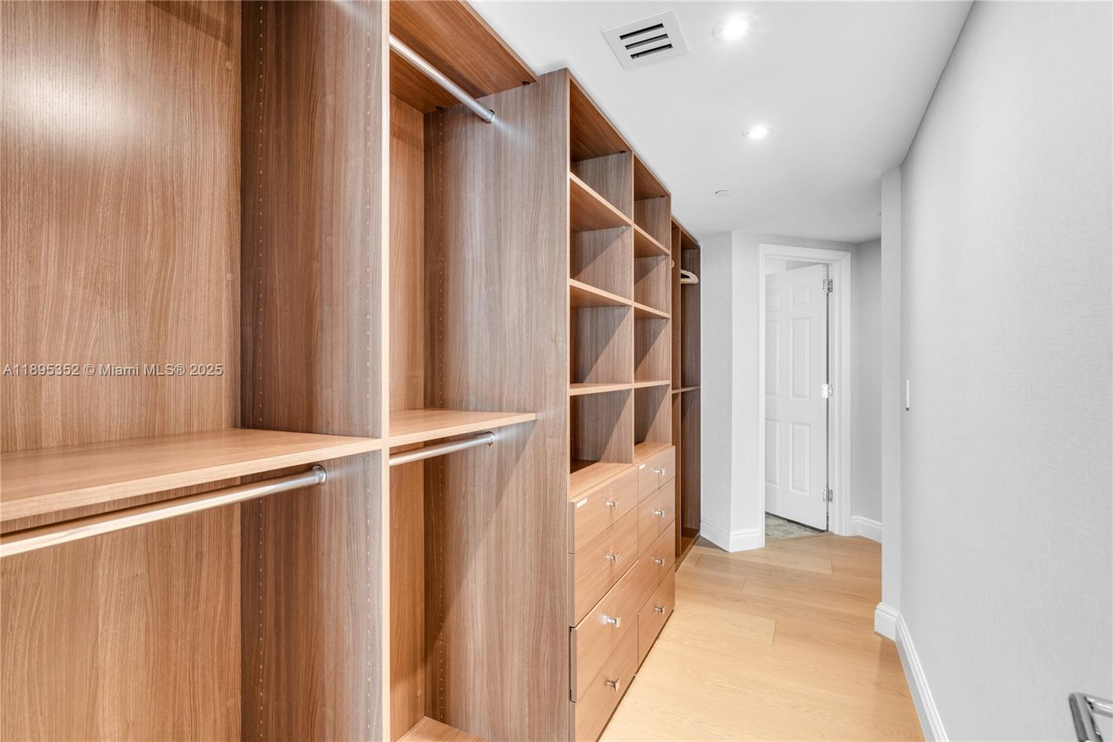 1643 Brickell Avenue, Unit 3501 Miami, FL 33129 - Photo 48 of 91