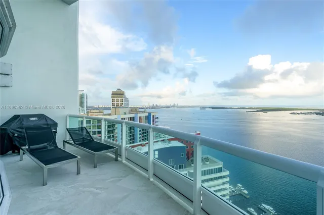 $32,500 | 1643 Brickell Avenue, Unit 3501, Miami, FL 33129