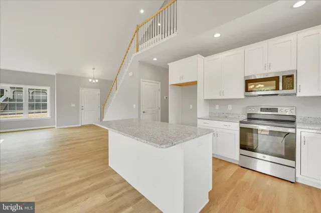 $478,900 | 227 Pilgrim Drive, Lancaster, PA 17603