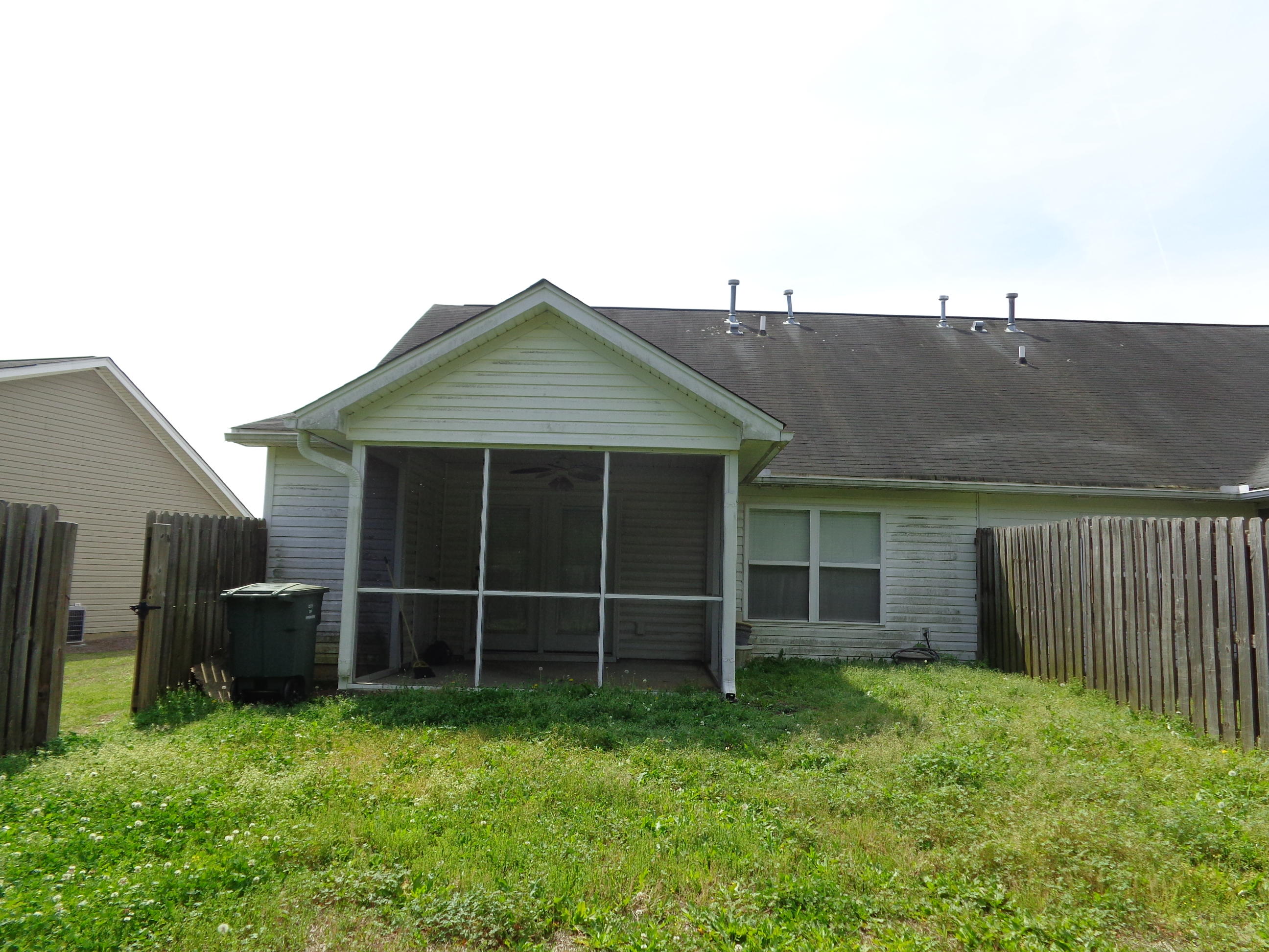 1248 River Rock Road Hanahan, SC 29410 - Photo 2 of 17 DSC01503