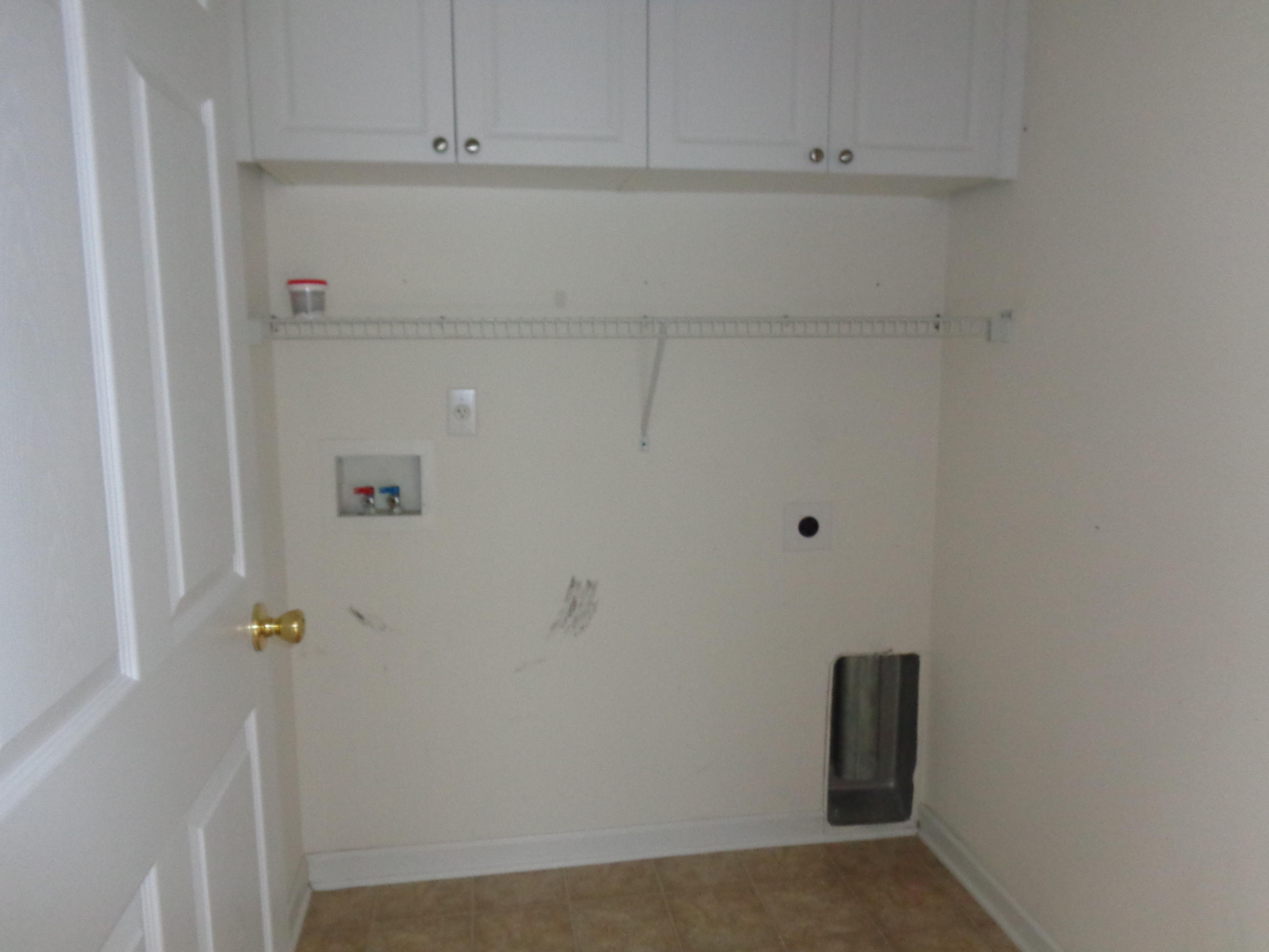 1248 River Rock Road Hanahan, SC 29410 - Photo 4 of 17 DSC01507