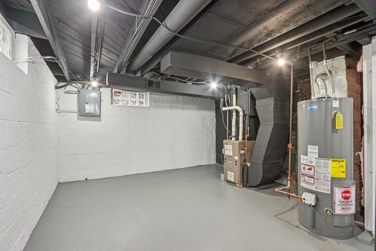 5129 North 62nd Street Milwaukee, WI 53218 - Photo 18 of 24 20260107180007207266000000-o