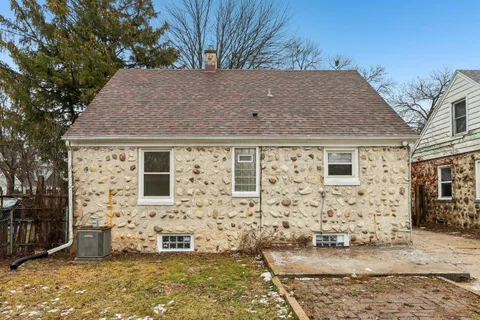 $215,000 | 5129 North 62nd Street, Milwaukee, WI 53218