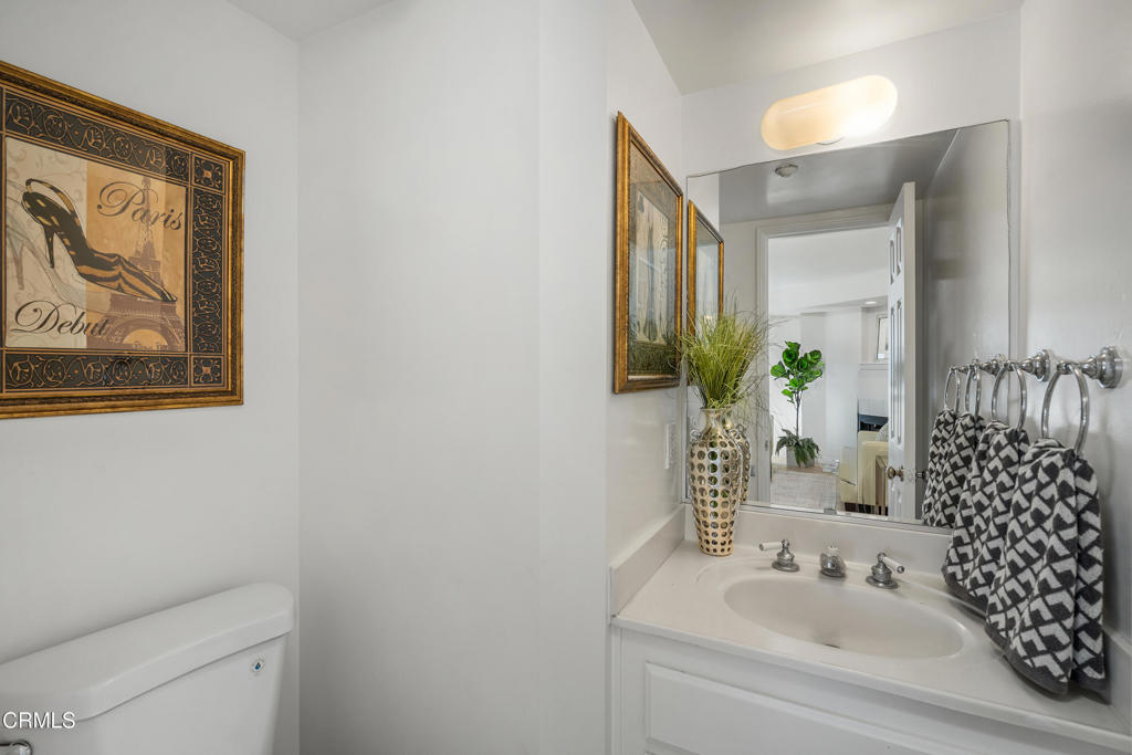 1033 West Duarte Road, Unit A Arcadia, CA 91007 - Photo 9 of 21 powder room
