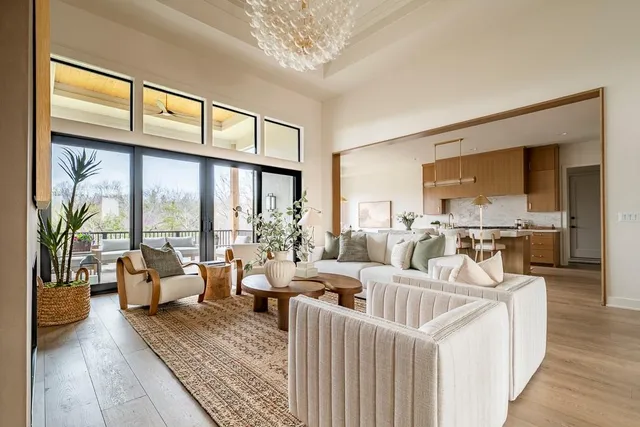 $2,375,000 | 11540 Deer Rdg Drive, Olathe, KS 66061