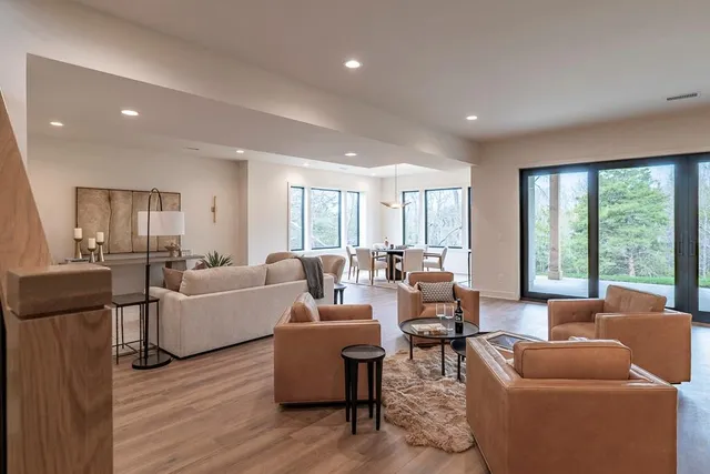 $2,375,000 | 11540 Deer Rdg Drive, Olathe, KS 66061