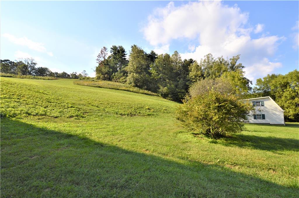 3213 Warrior Road Lenoir, NC 28645 - Photo 6 of 31 Gallery Image 6