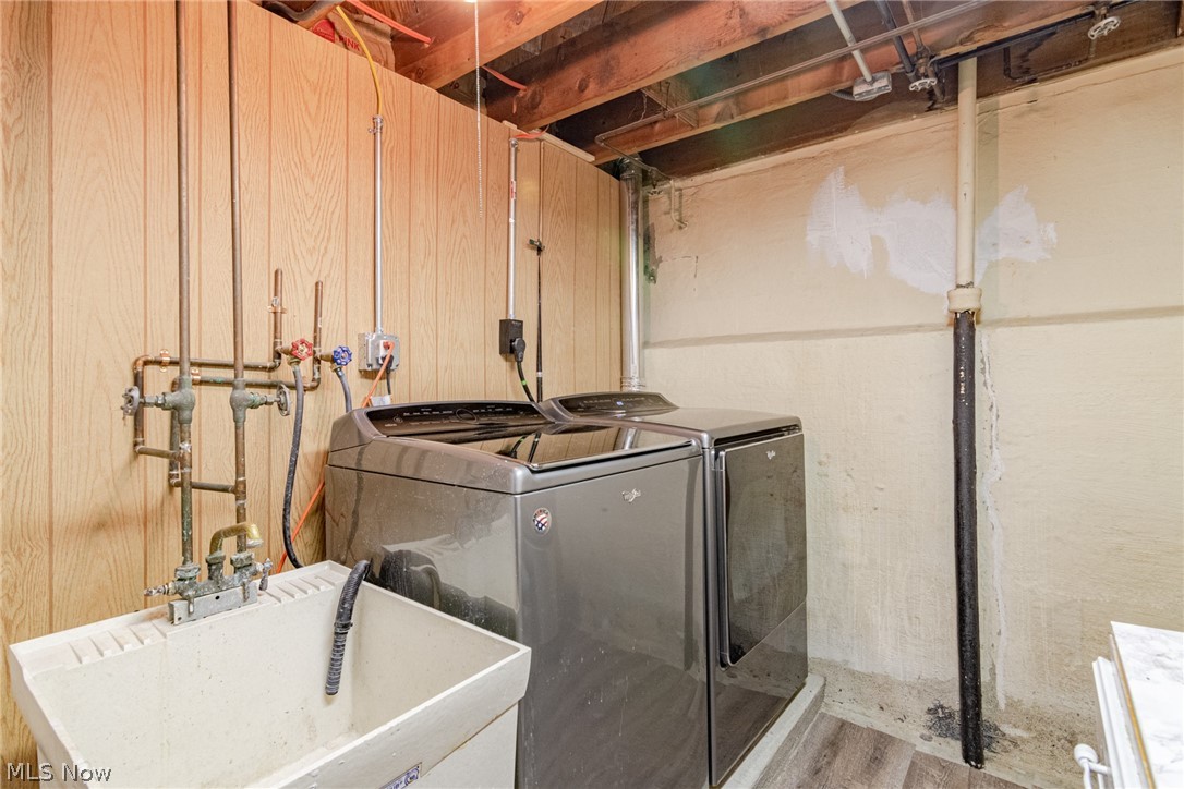 6674 Broadview Road Cleveland, OH 44134 - Photo 32 of 35