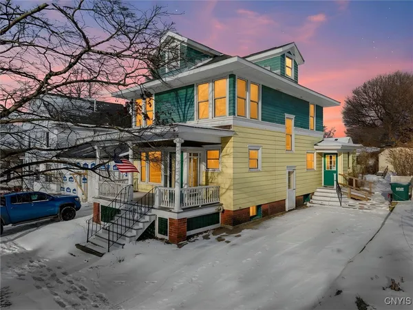 $179,900 | 51 East Albany Street, Oswego, NY 13126