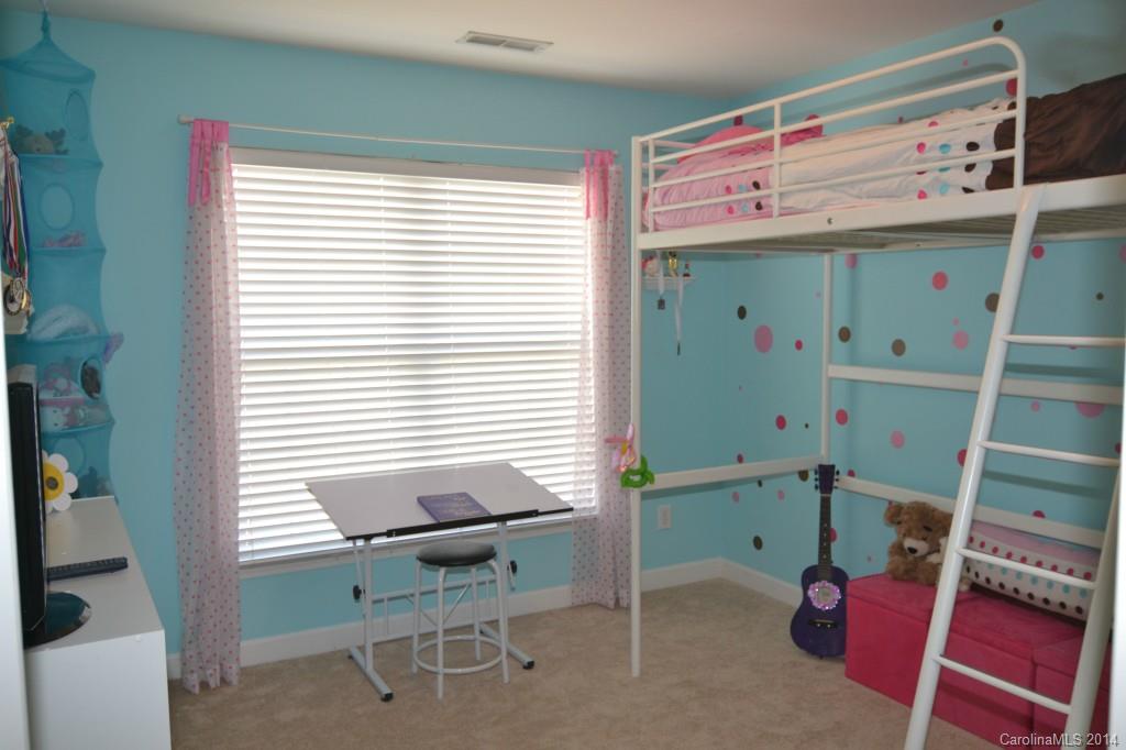 403 Lafinca Court Fort Mill, SC 29708 - Photo 12 of 17 Gallery Image 12