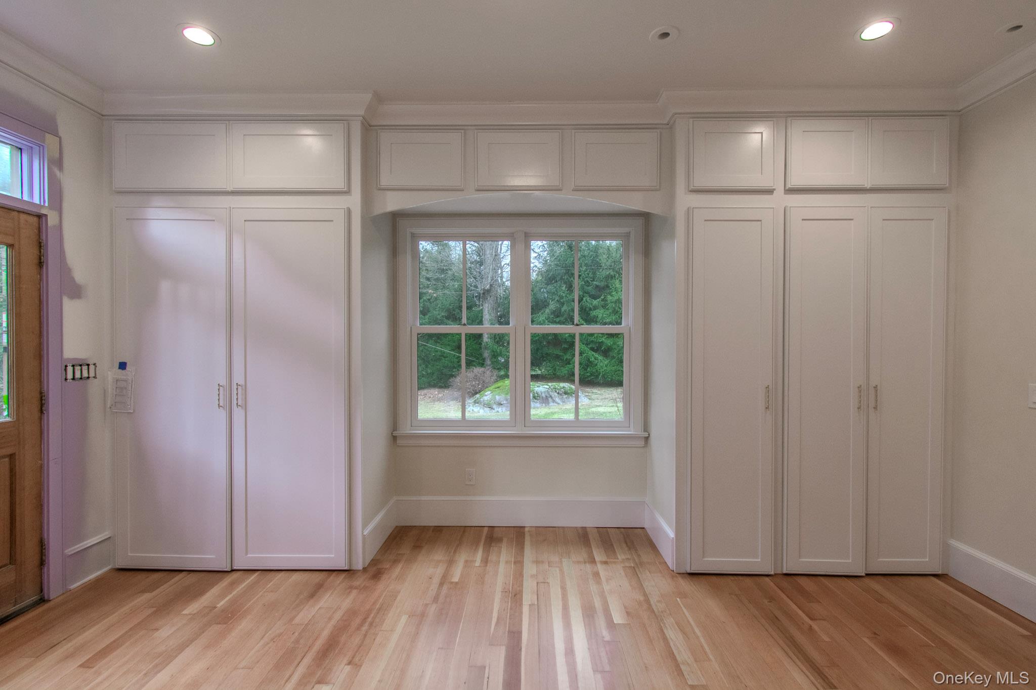 54 East Lake Stable Road Tuxedo Park, NY 10987 - Photo 16 of 31 View of closet