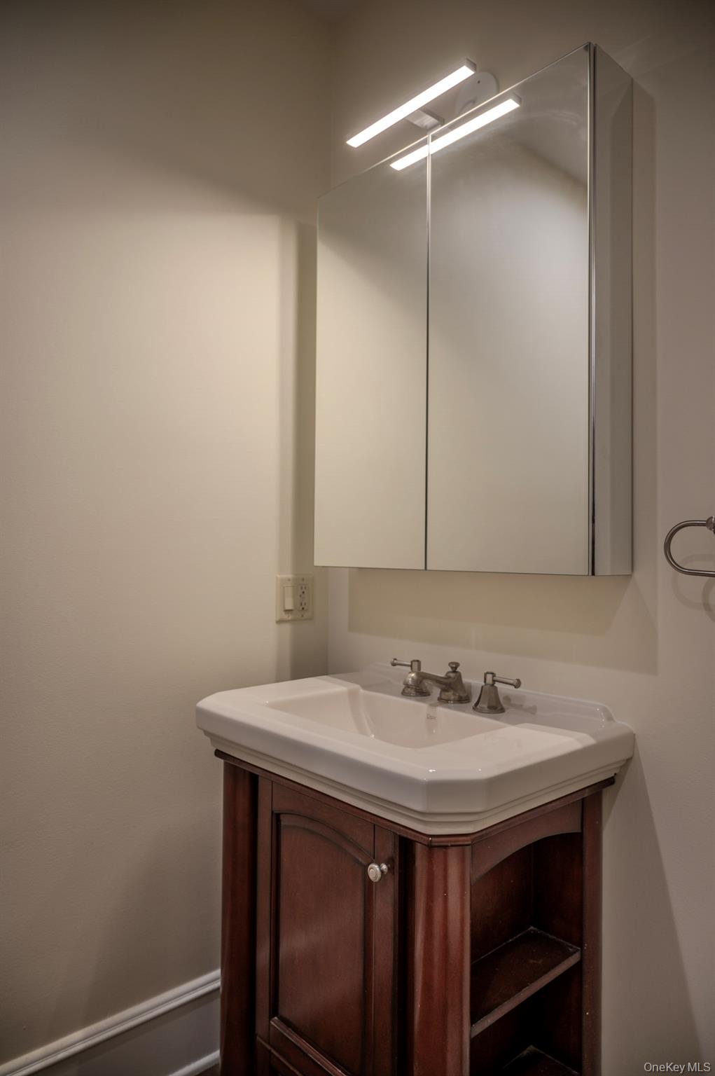54 East Lake Stable Road Tuxedo Park, NY 10987 - Photo 18 of 31 Bathroom featuring vanity