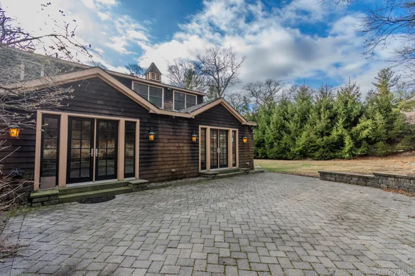 $1,095,000 | 54 East Lake Stable Road, Tuxedo Park, NY 10987