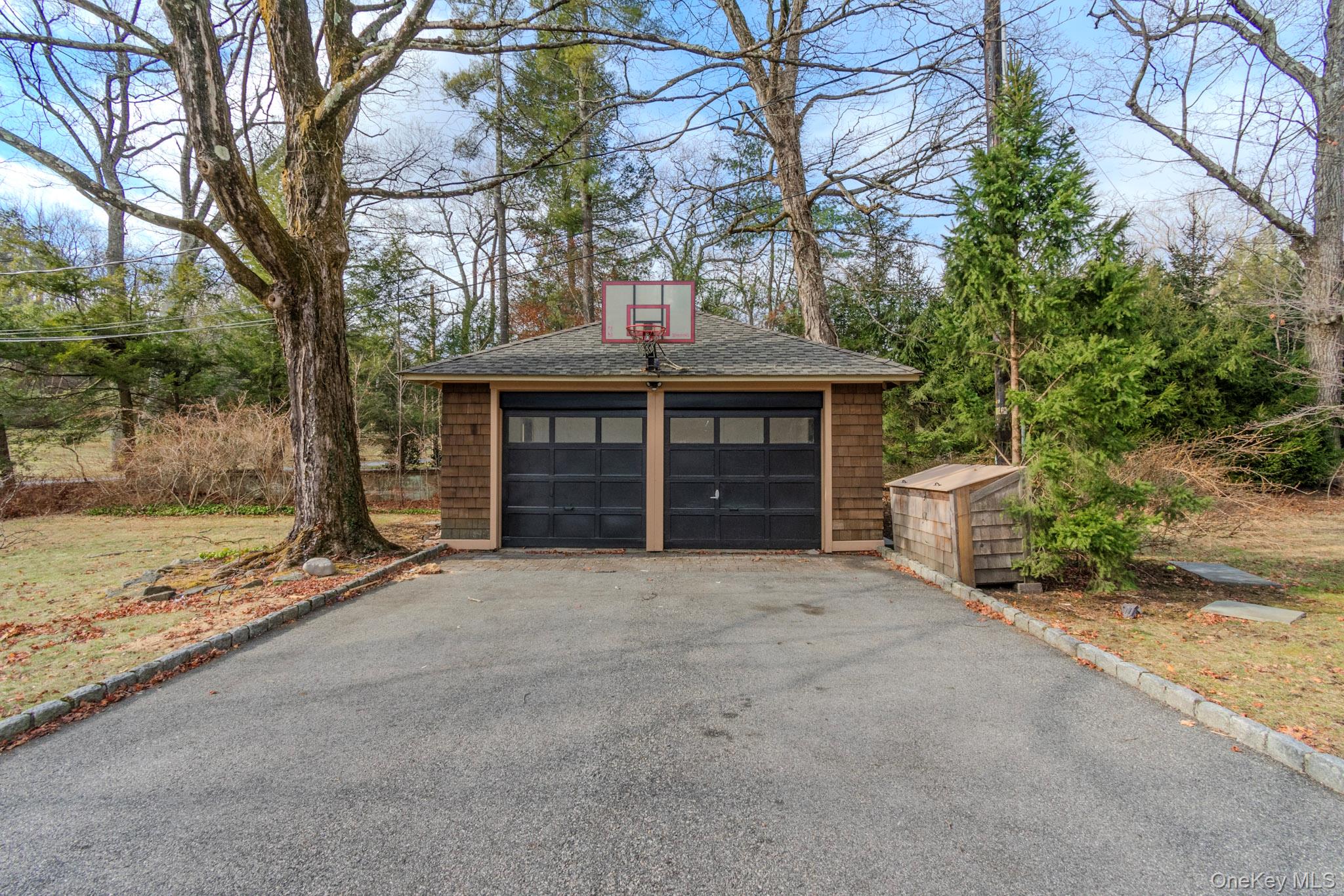 54 East Lake Stable Road Tuxedo Park, NY 10987 - Photo 30 of 31 View of garage