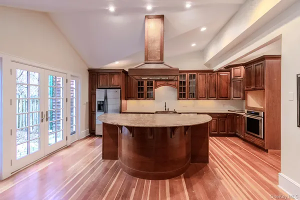 $1,095,000 | 54 East Lake Stable Road, Tuxedo Park, NY 10987