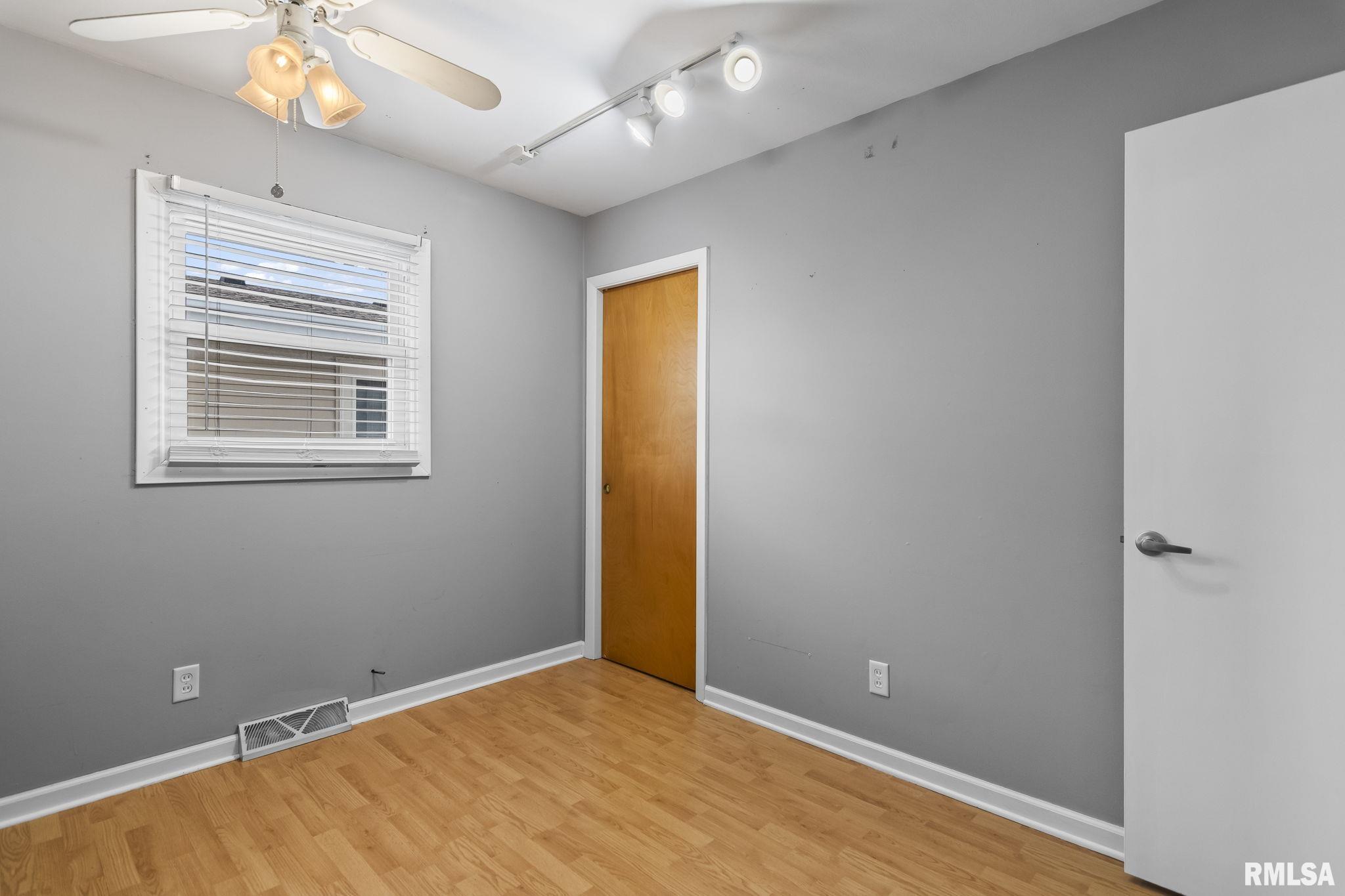 2264 East Eleanor Avenue Springfield, IL 62702 - Photo 20 of 38