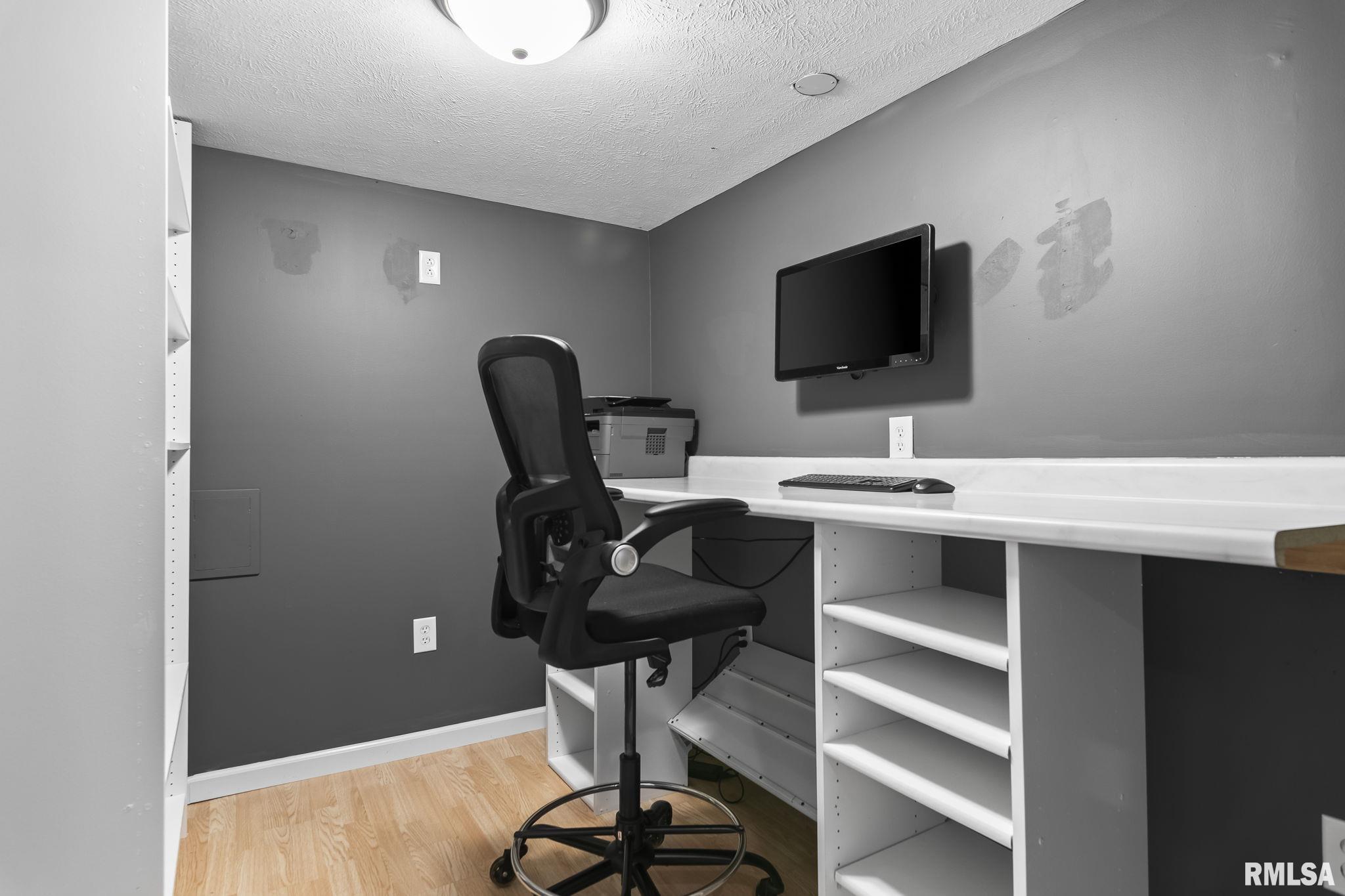 2264 East Eleanor Avenue Springfield, IL 62702 - Photo 28 of 38