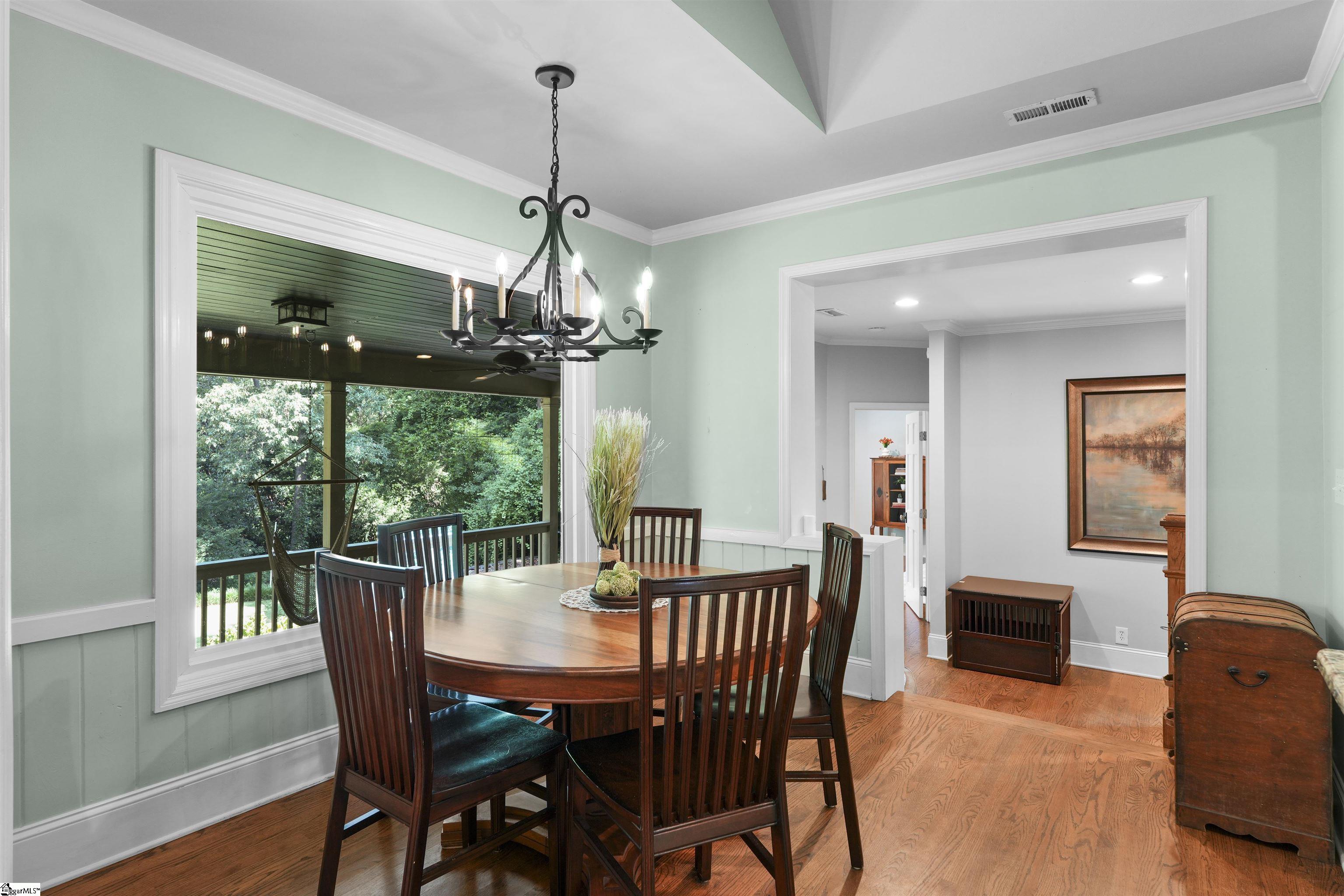 207 Rockingham Road Greenville, SC 29607 - Photo 13 of 35