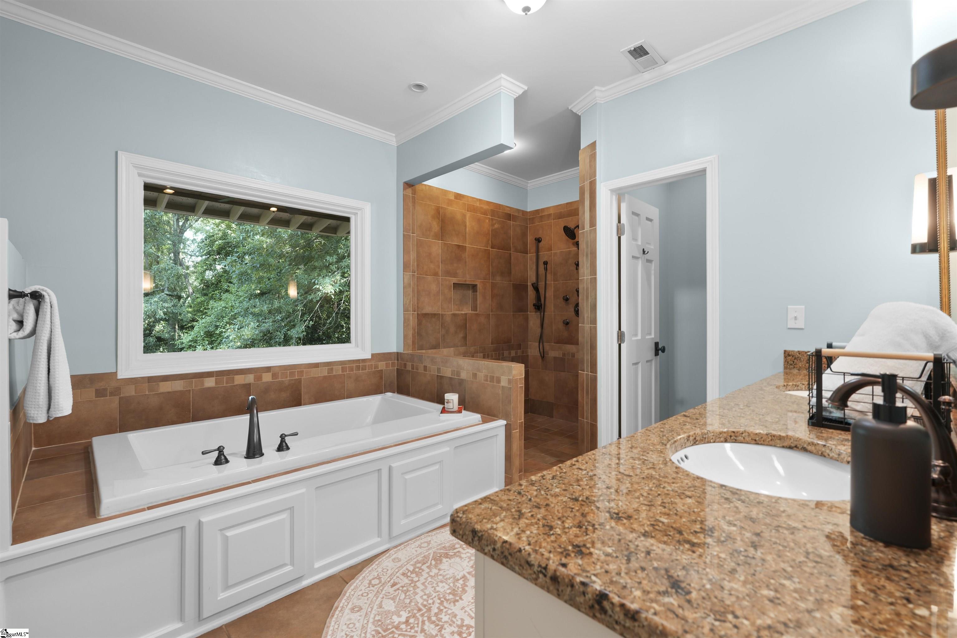 207 Rockingham Road Greenville, SC 29607 - Photo 24 of 35 Separate Commode Closet too