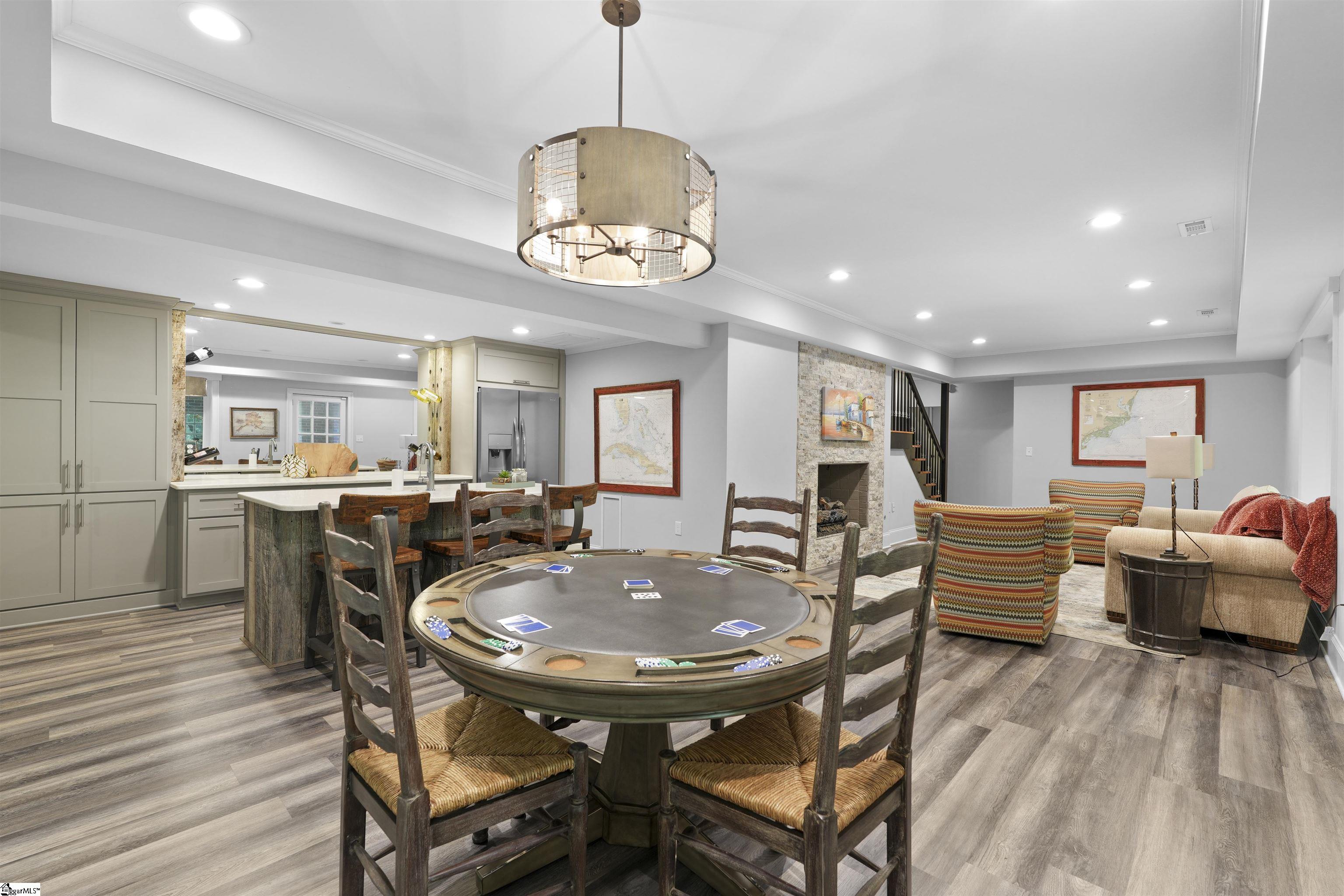 207 Rockingham Road Greenville, SC 29607 - Photo 30 of 35