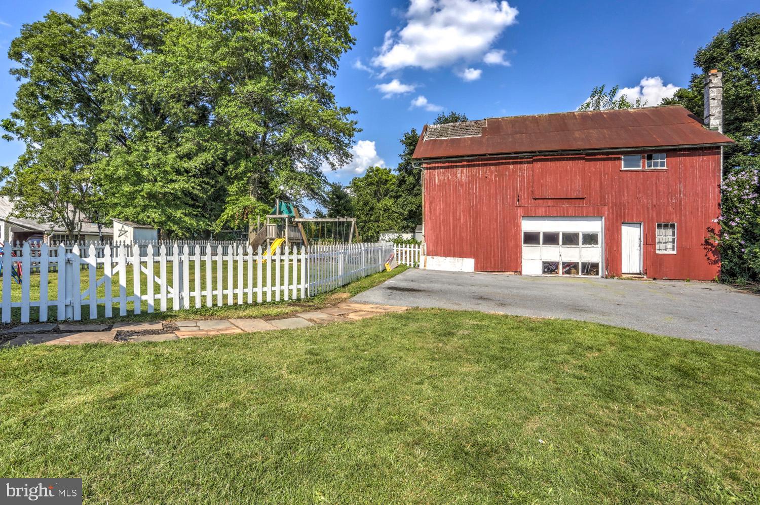 1232 Reading Road Denver, PA 17517 - Photo 15 of 50 Barn