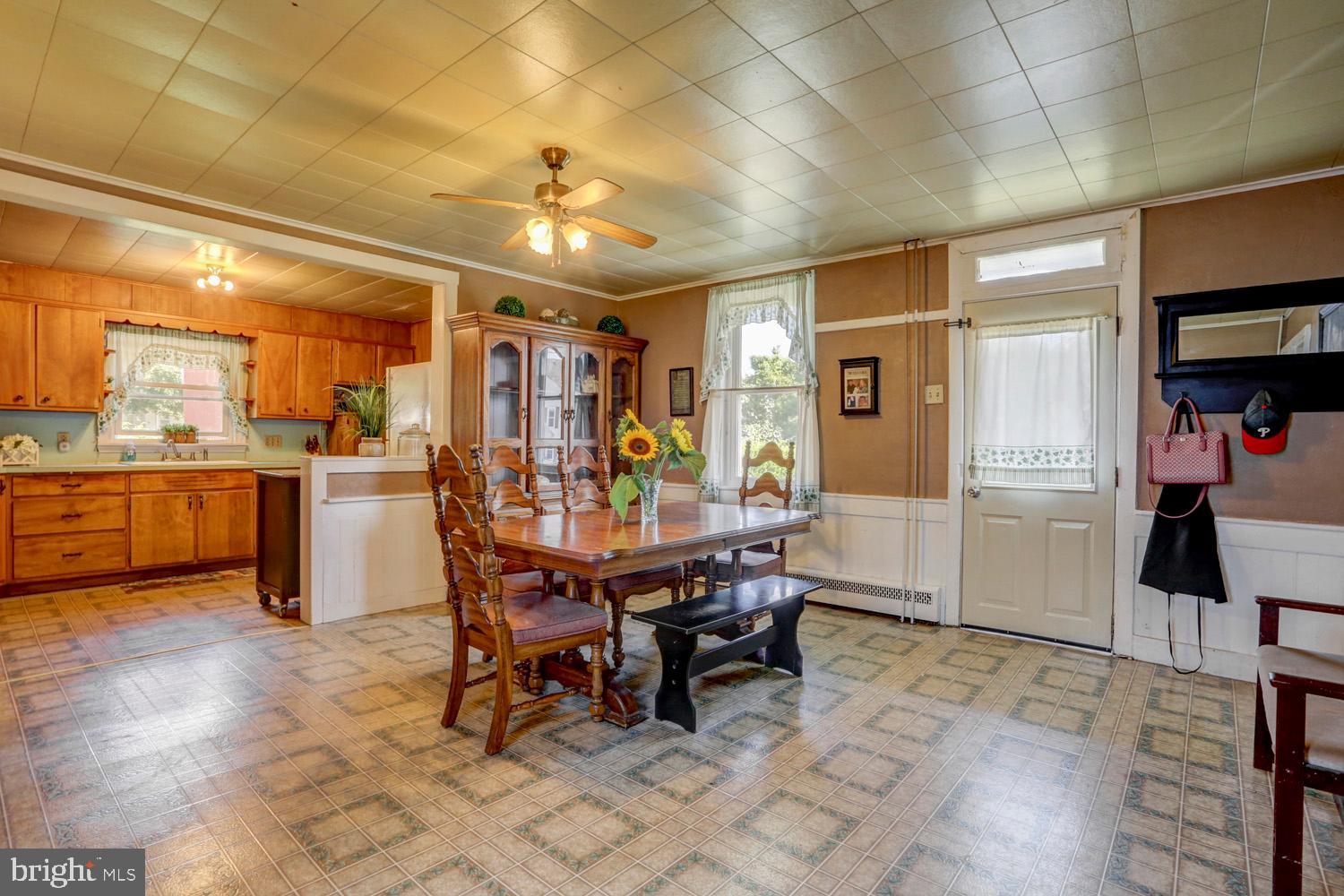 1232 Reading Road Denver, PA 17517 - Photo 22 of 50 Dining Area