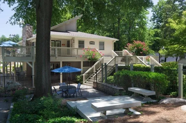 $1,390 | 3900 Paces Walk Southeast, Unit 2616B, Atlanta, GA 30339