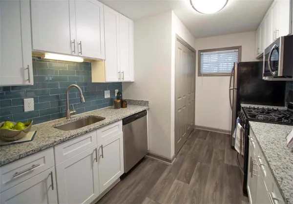 $1,406 | 3900 Paces Walk Southeast, Unit 2615C, Atlanta, GA 30339