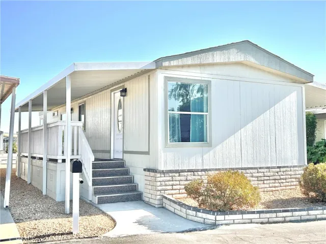 $54,000 | 999 South Santa Fe Avenue, Unit 17, San Jacinto, CA 92583